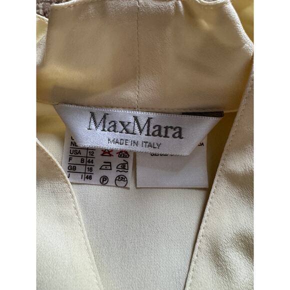 Max Mara 100% Silk Blouse Ivory Pleated Top Quiet Luxury Old Money Retro Classic - Picture 2 of 6